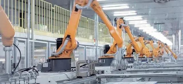 2021年工業(yè)機(jī)器人產(chǎn)量36.6萬(wàn)臺(tái)，增長(zhǎng)44.9%行業(yè)豐收年圓滿收官